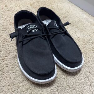 Hey Dude Women’s Shoes